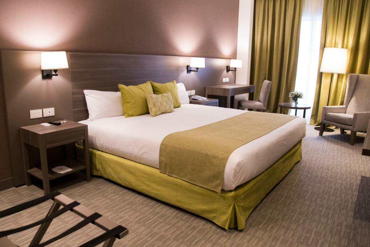 Hotel Land Plaza لا بلاتا المظهر الخارجي الصورة